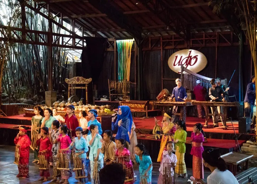 Angklung Angklung