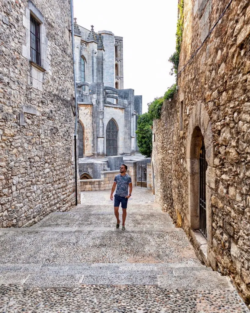 Tra le strade di Girona David Pinto