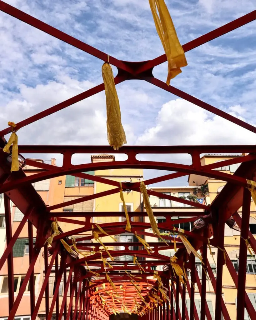 Girona cosa vedere Ponte Rosso di acciaio Eiffel