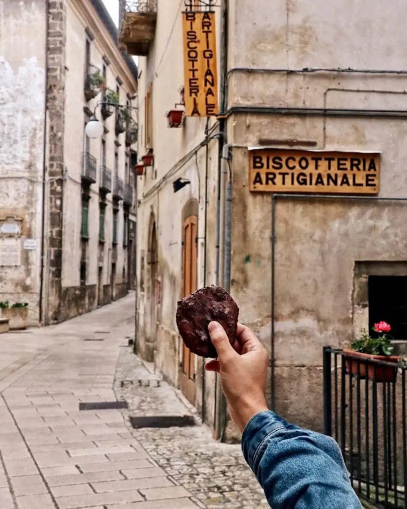 Biscotteria Artigianale a Scanno cosa mangiare
