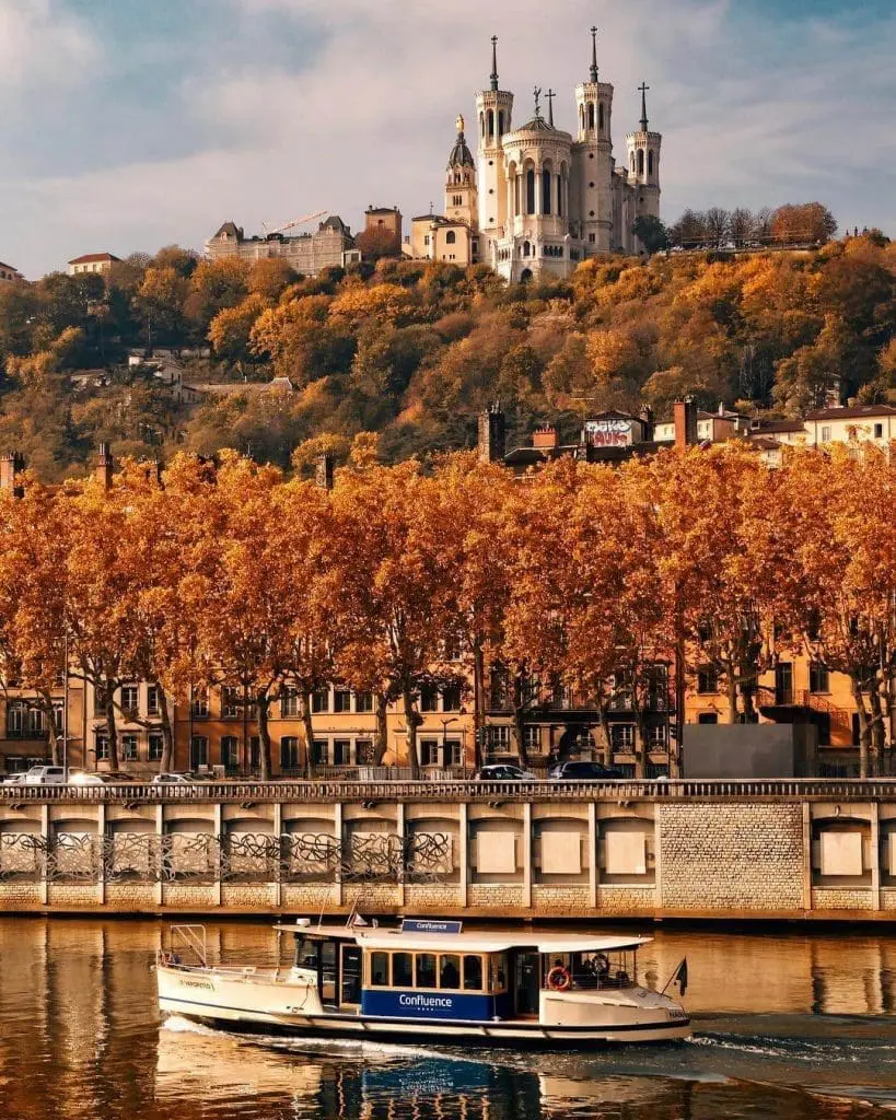 Lione cattedrale Fourviére