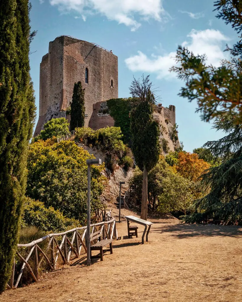 Rocca Tentennano