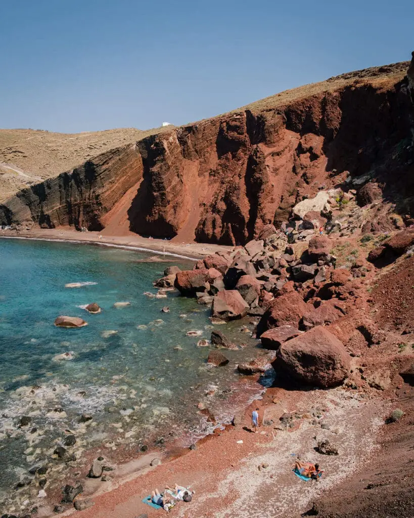Read Beach Spiaggia Rossa Santorini