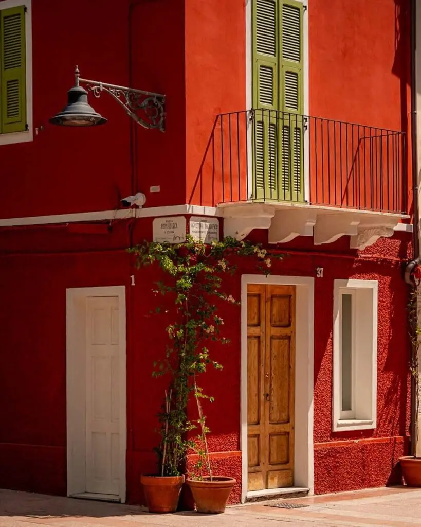 Case Colorate Carloforte