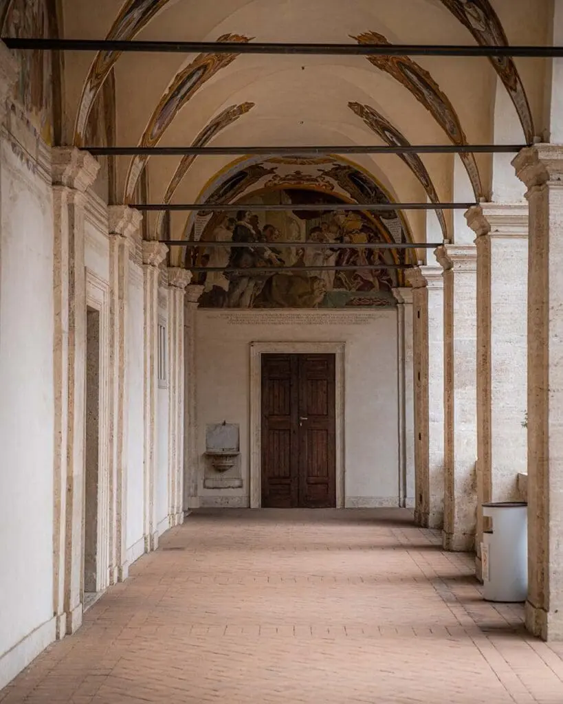 Chiostro convento Trinità dei Monti