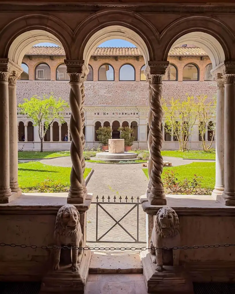 Chiostro Lateranense