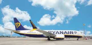 Ryanair passa al digitale addio alla carta d'imbarco cartacea
