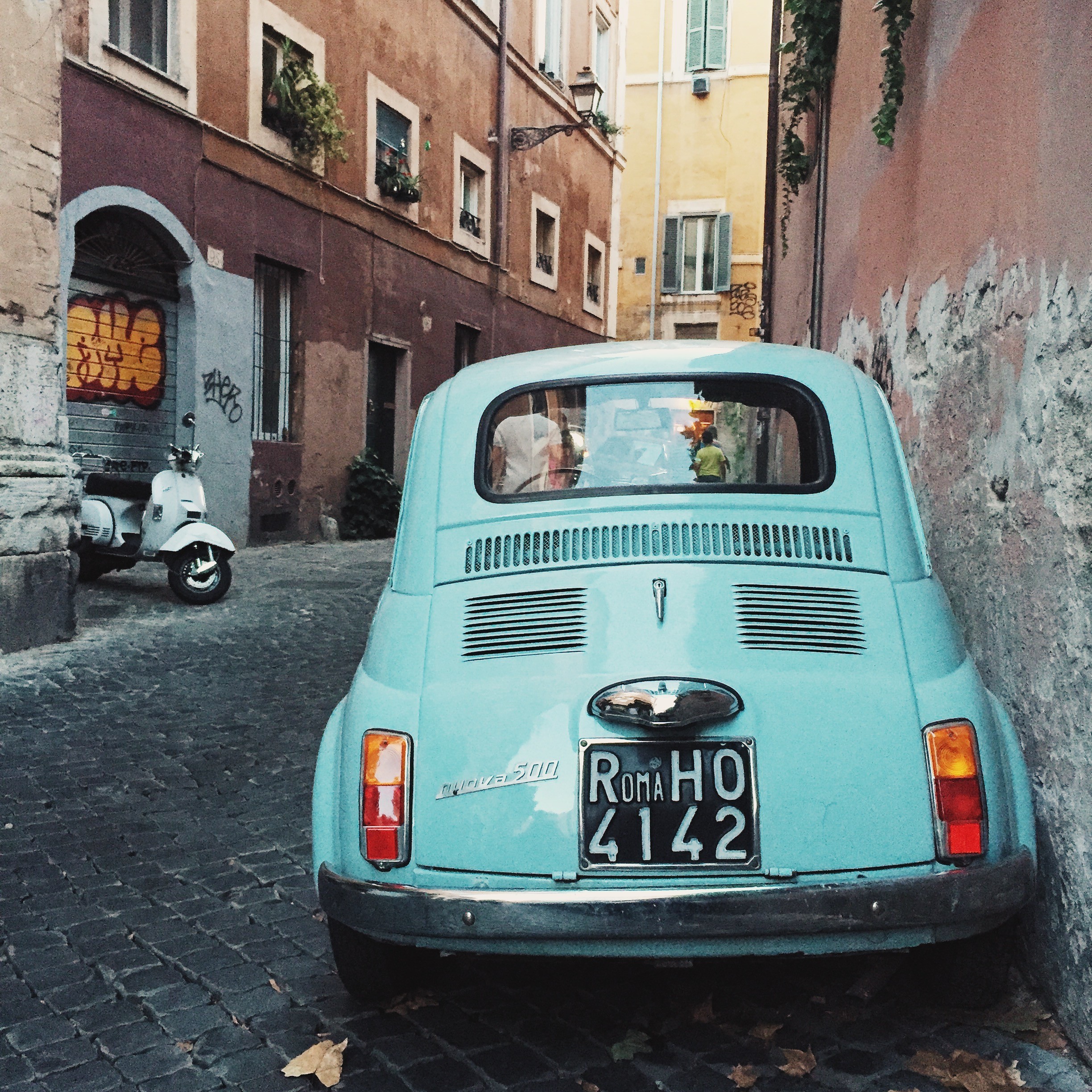 Fiat 500 e Vespe d'epoca immortalate da Instagrammers