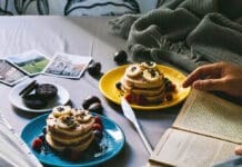 Pancake proteici ricetta come farli velocemente per colazione Ricetta Pancake Proteici