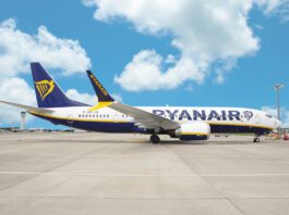 Ryanair passa al digitale addio alla carta d'imbarco cartacea
